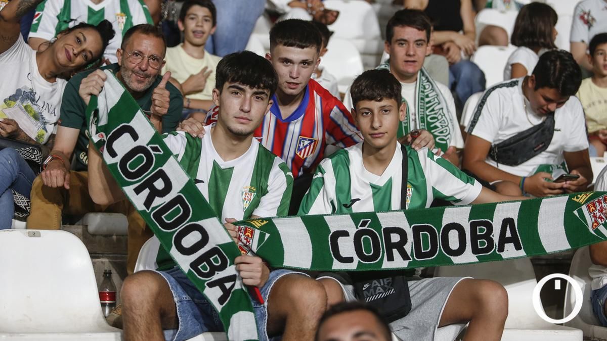 Grada Blanquiverde del Córdoba CF - CD Castellón