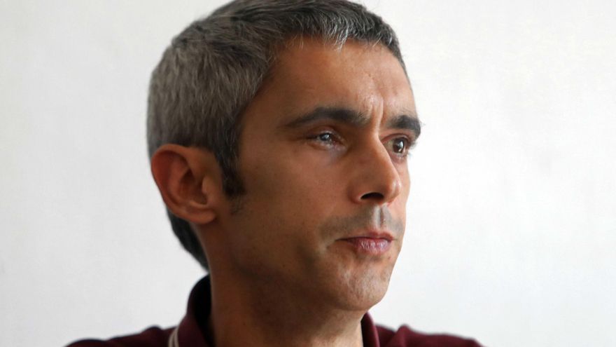 El votante del 1-O que quedó tuerto pide 13 años de cárcel a cuatro policías por sus lesiones