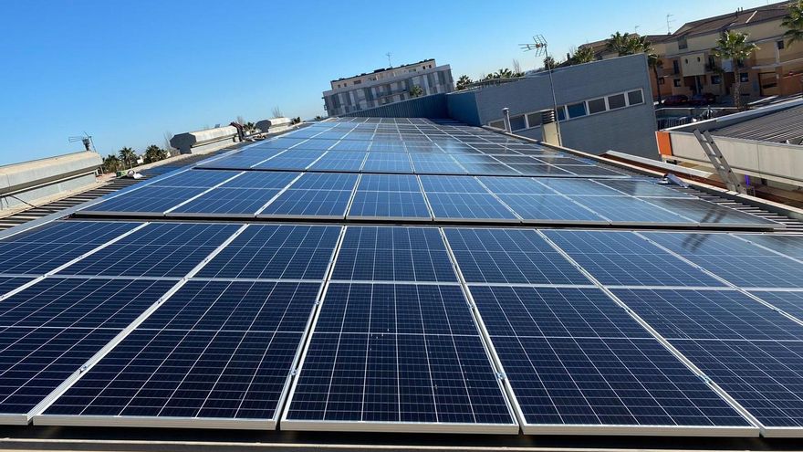 Placas solares instaladas en el proyecto de Albalat dels Sorells.