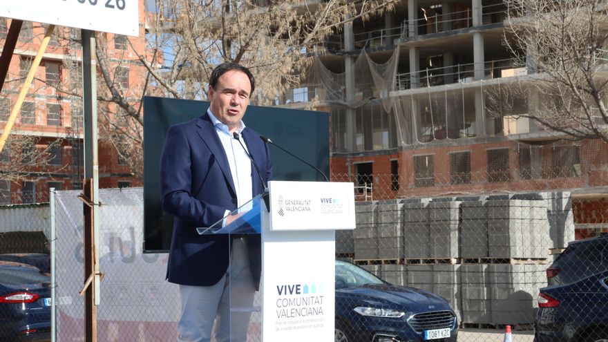 Pérez Llorca afirma que reforzarán los controles en el reparto de VPO tras eliminar en 2024 las medidas aprobadas por la izquierda