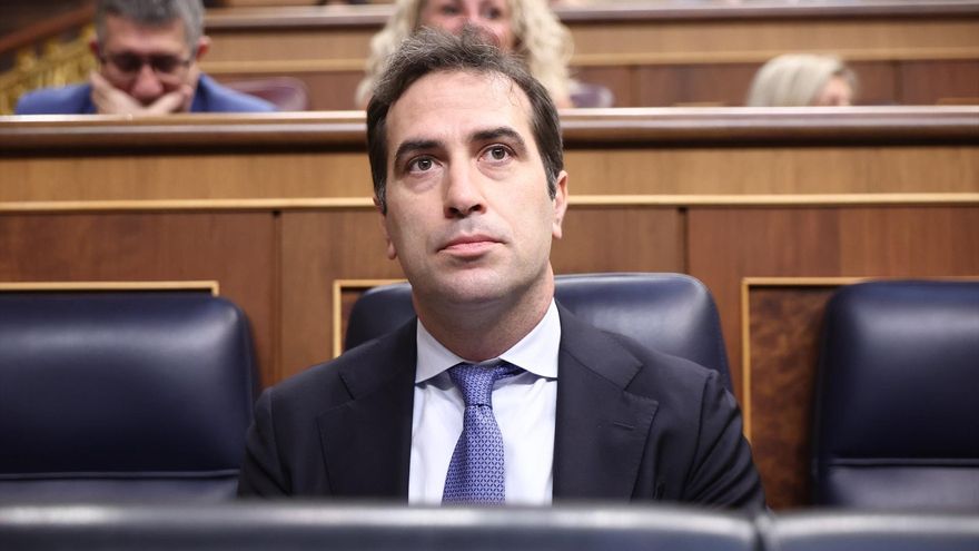 El vicepresidente primero y ministro de Economía, Comercio y Empresa, Carlos Cuerpo, durante la celebración de una sesión extraordinaria del Pleno del Congreso de los Diputados, a 23 de julio de 2026, en Madrid (España). Eduardo Parra / Europa Press