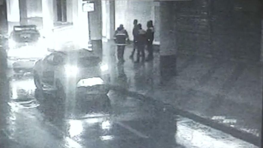 Agentes de la Policía Local de La Laguna durante la operación