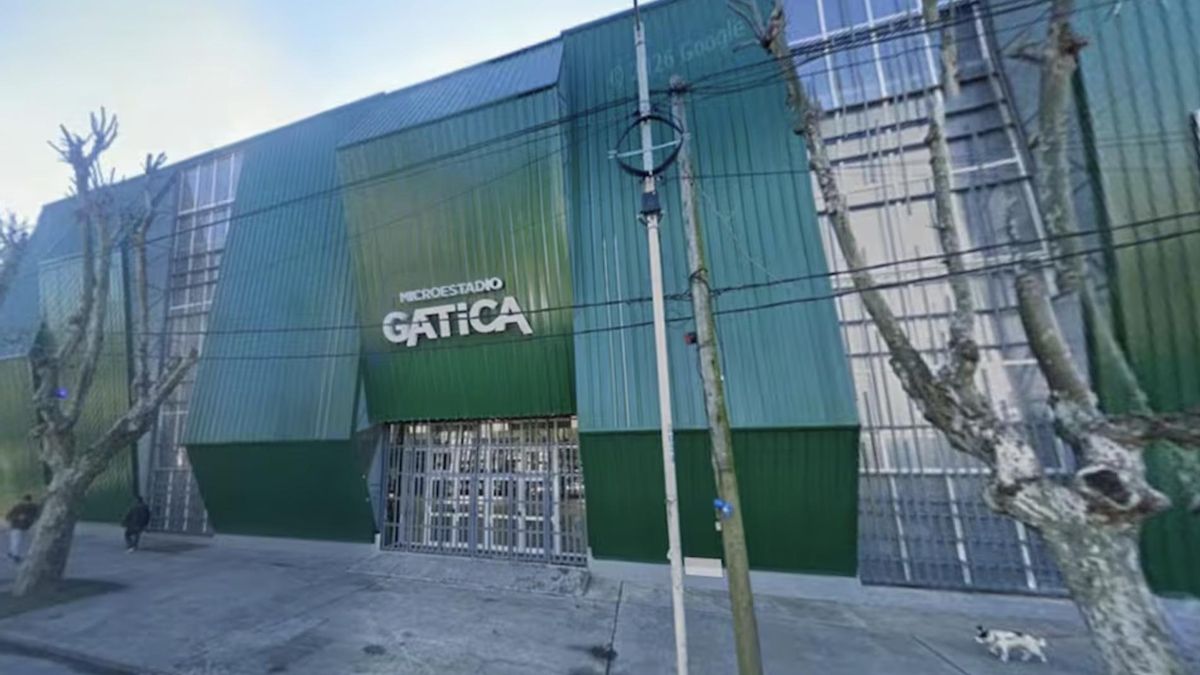 Polideportivo Gatica, dentro del Parque Domínico.