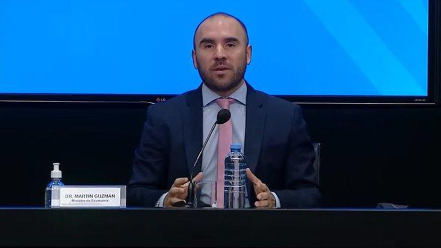 Guzman dijo que “se llegó al mejor acuerdo que se podía lograr” y aseguró que no habrá devaluación