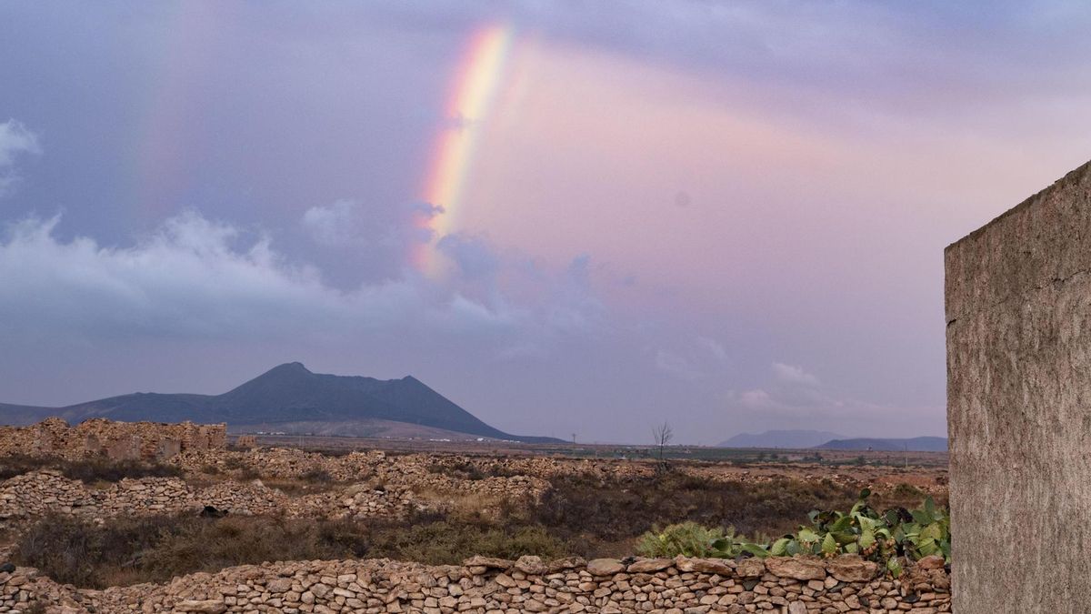 Calima, nubosidad y posible ascenso de temperaturas: el tiempo este sábado en Canarias