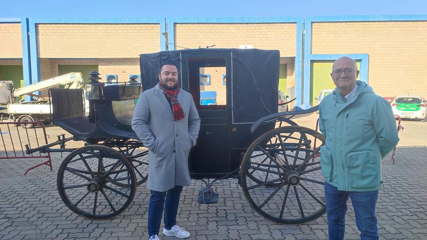 Lo que esconde el Parque de Servicios de Logroño: un carruaje de Alfonso XIII y baradillas del Puente de Piedra