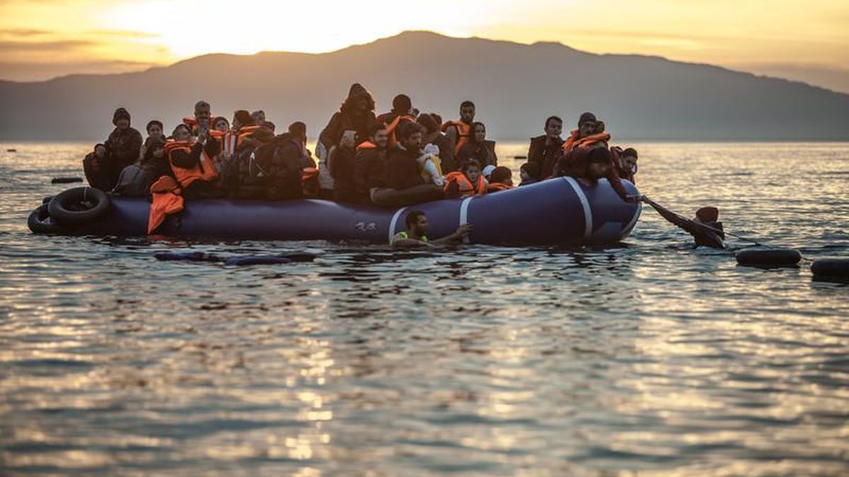 Lesbos (Grecia) recibe botes con personas refugiadas que huyen de la guerra o de la pobreza. |