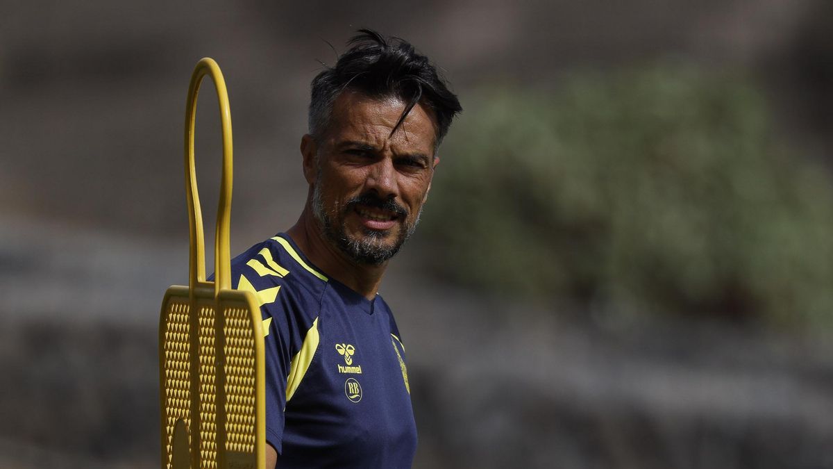 De la Barrera reconoce que Las Palmas ha encontrado los puntos antes que el juego
