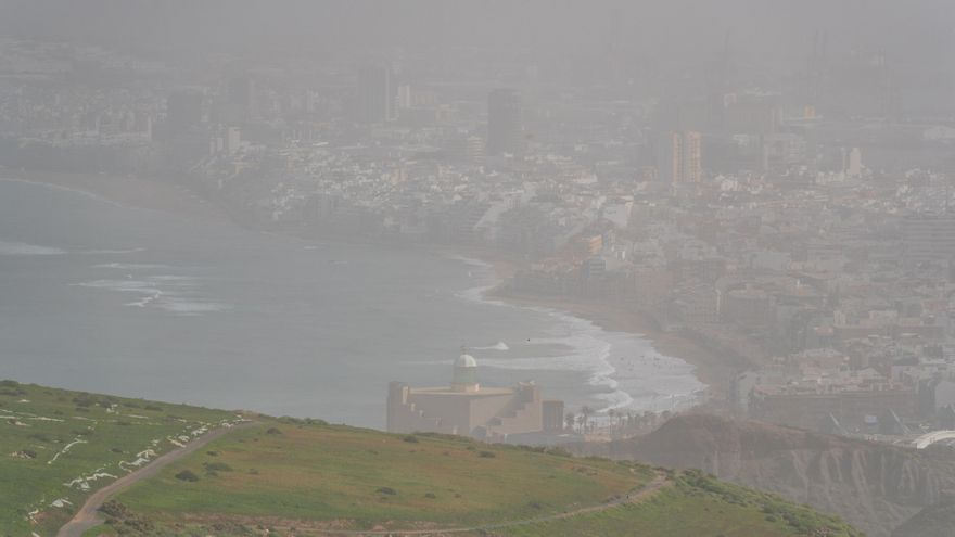 Intenso episodio de calima en Las Palmas de Gran Canaria
