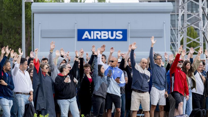 Airbus ofrece subidas salariales y mantener el teletrabajo y los trabajadores votarán el lunes si suspenden la huelga