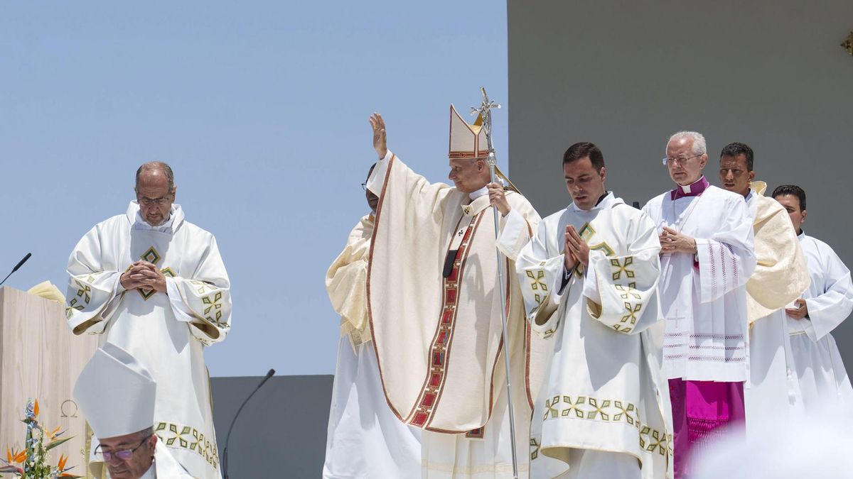 El papa León XIV se despide de España con una misa marcada por la herida migratoria del Atlántico