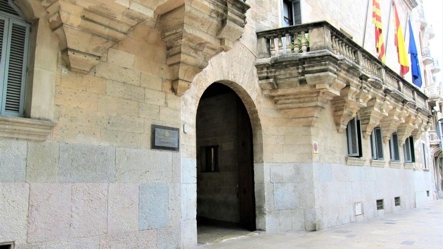 La Justicia inhabilita a una jueza de Mallorca que impidió a una empresa recurrir: "Actuó creyendo temerariamente que era correcto"