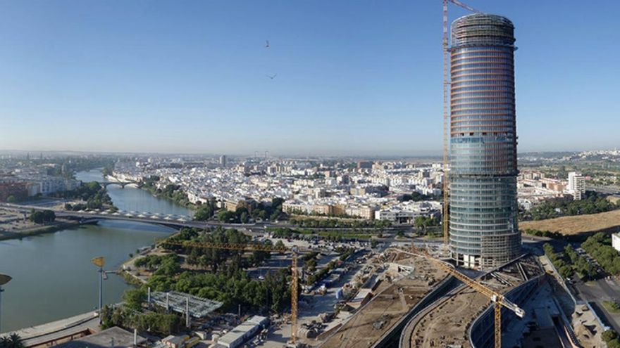 Las críticas por su impacto en la imagen patrimonial de Sevilla generaron informes y debates en organismos internacionales