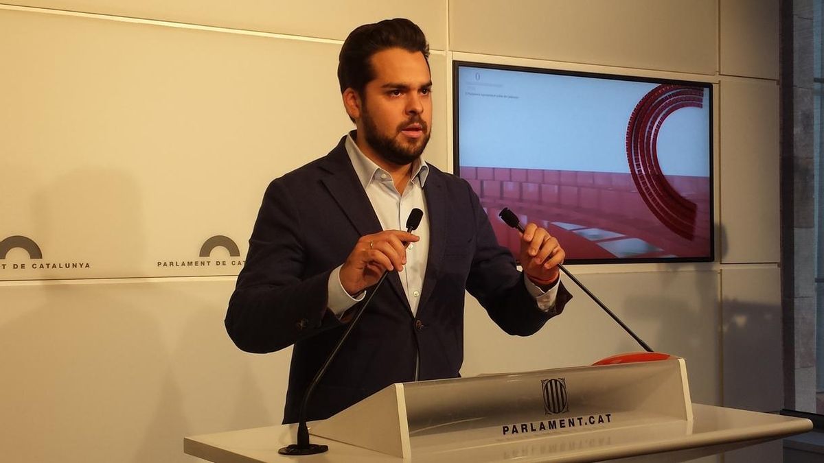 De Páramo (C's), sobre si Fernández Díaz puede seguir como ministro: "No está implicado en ningún caso de corrupción"