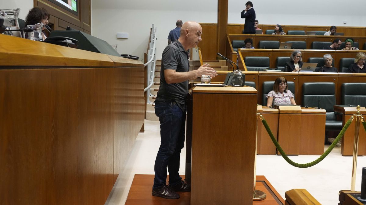 EH Bildu acusa a las Diputaciones de hacerse 'dumping' fiscal y critica a Bizkaia por copiar a Díaz Ayuso