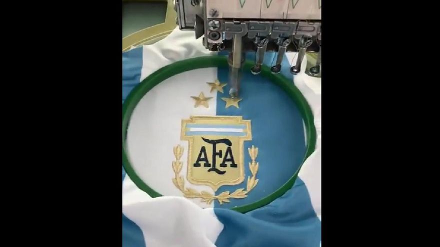 Nueva camiseta de la Argentina con las tres estrellas doradas: cuándo empieza la venta