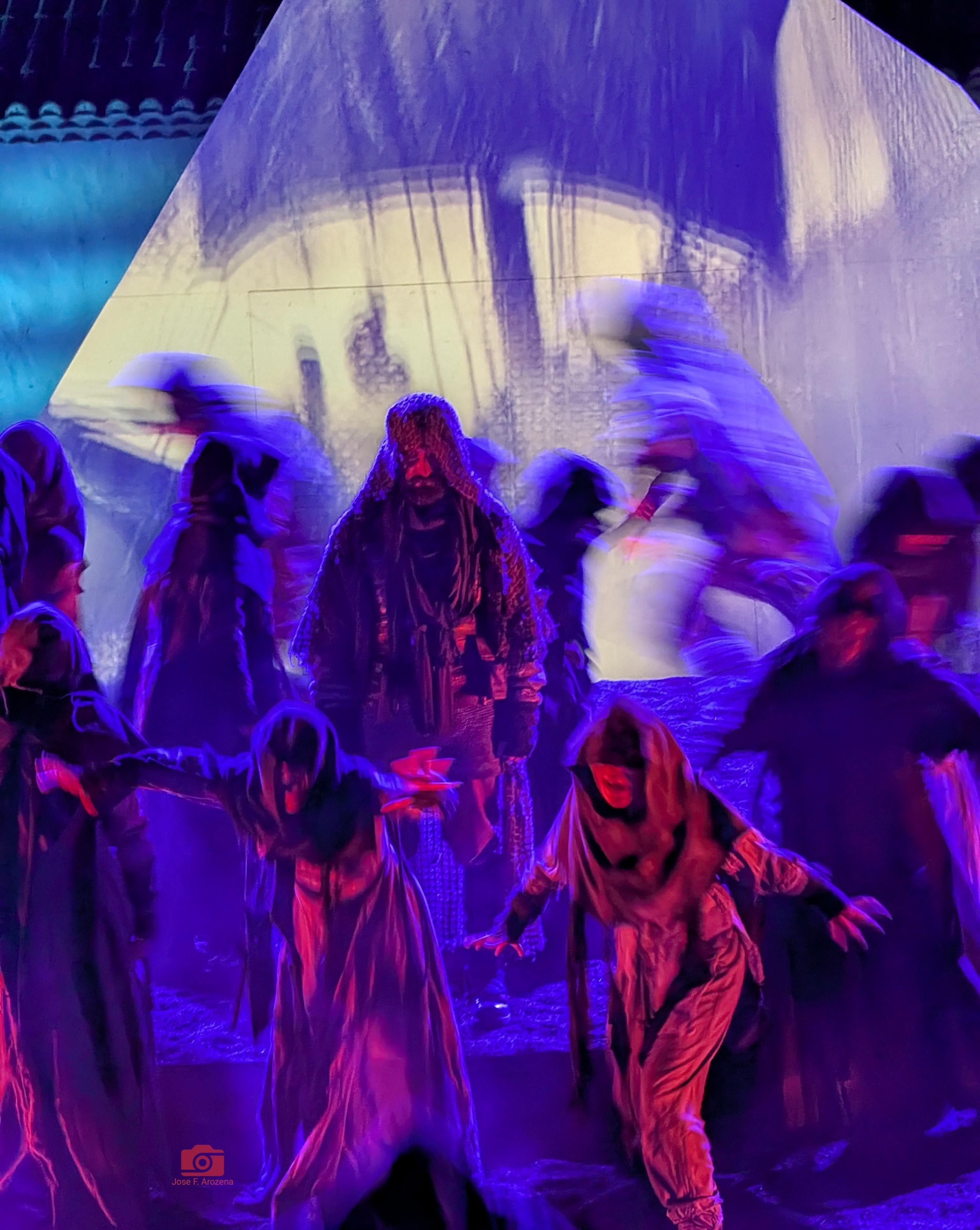 ´Representación en la noche de este viernes  del ‘El Carro Alegórico y Triunfal: El corazón de María’  en la Plaza de Santo Domingo, en Santa Cruz de La Palma.