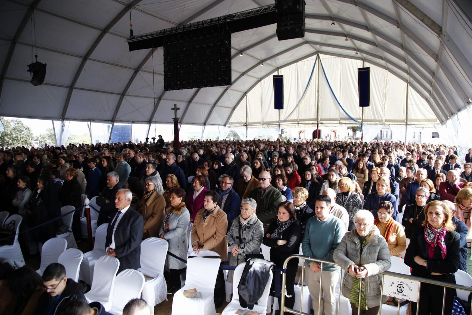 La coronación de la Virgen de Luna, en imágenes