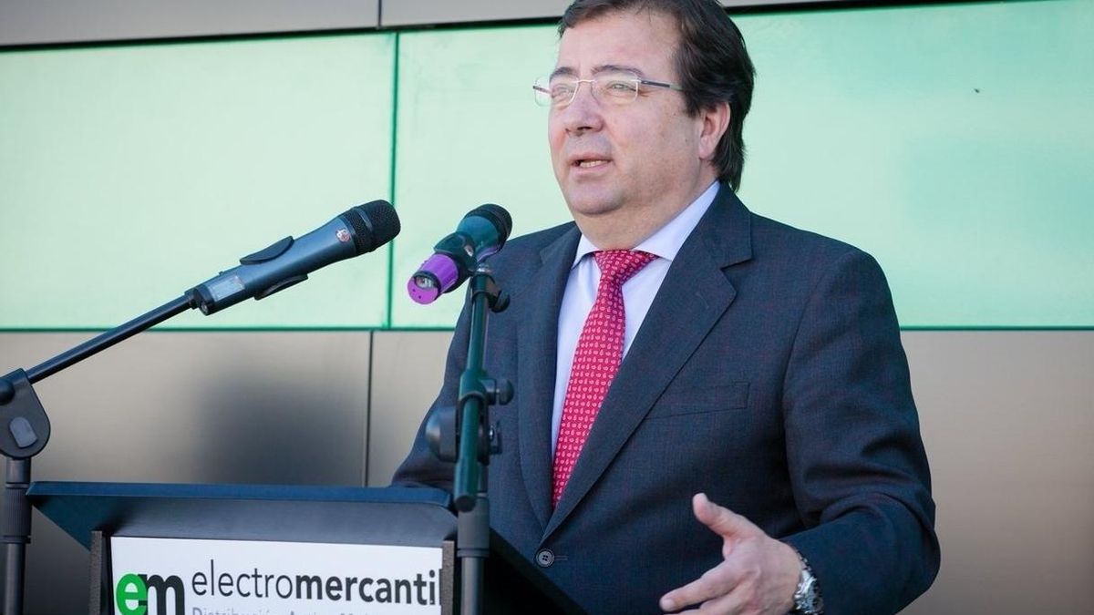 Vara expresa "dudas" sobre el actual sistema de primarias porque es "muy negativo" para el PSOE