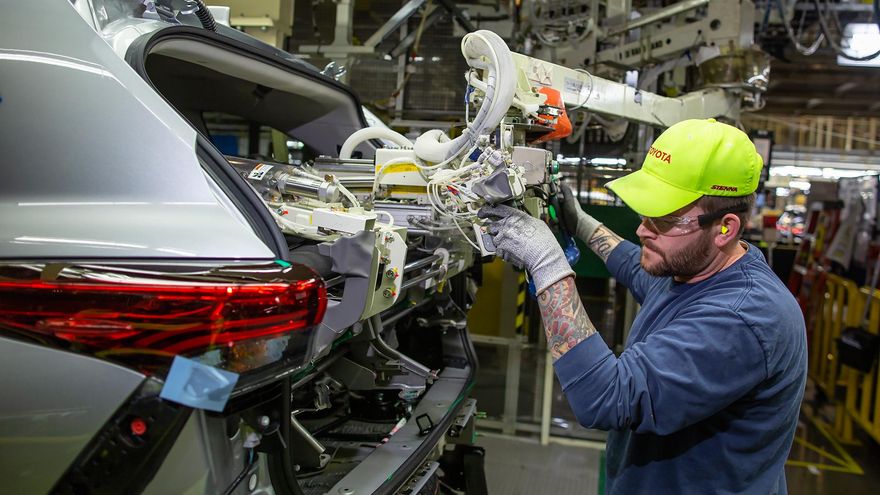 Toyota contenta a Trump con más inversión en EEUU y el traslado de producción de México