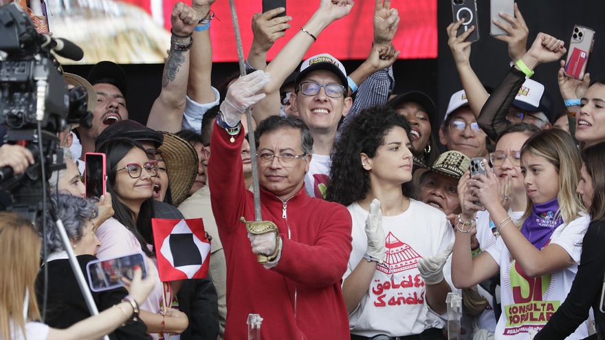Petro advierte al Senado que el pueblo quiere la consulta popular sobre la reforma laboral