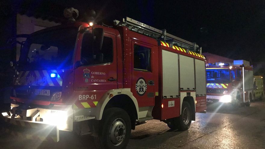 Archivo - Bomberos del 112.-ARCHIVO