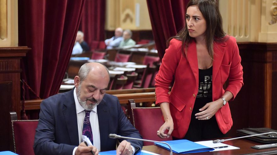 La portaveu de Vox en Balears i la seva mà dreta dimiteixen dels seus càrrecs després de mesos de tensió amb Madrid