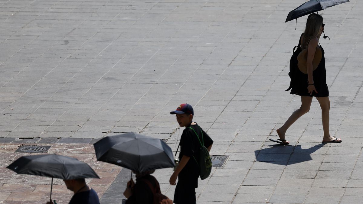 Las claves para protegerse de la alerta roja por calor en la Comunitat Valenciana