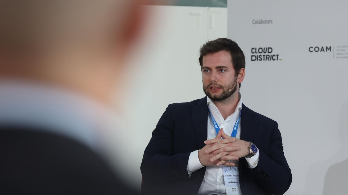 Adrián Bertol, director de Estrategia IA y Dato en MasOrange, en las II Jornadas de Inteligencia Artificial