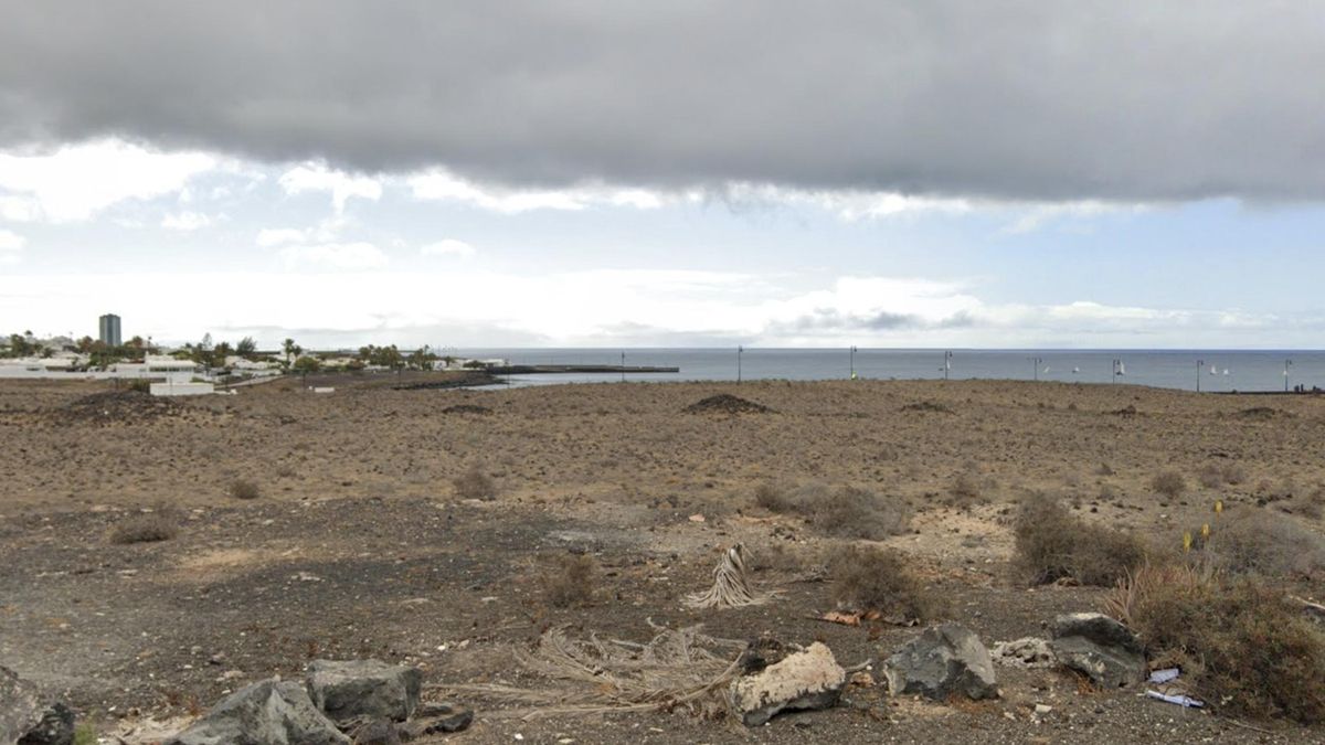 El PSOE alerta de un “macro pelotazo” de 521 viviendas en la playa de El Cable de Arrecife