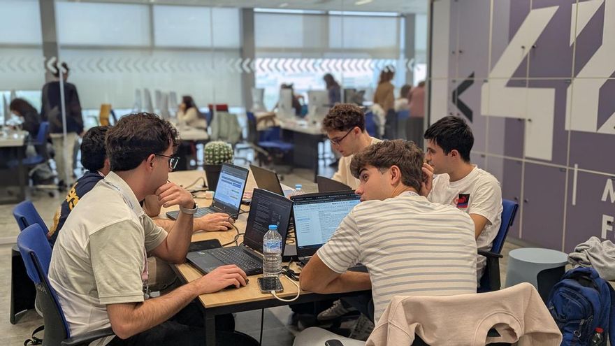 Del aula a la realidad: tres días para convertir las necesidades del medio rural en ideas capaces de mejorar la vida de las personas mayores