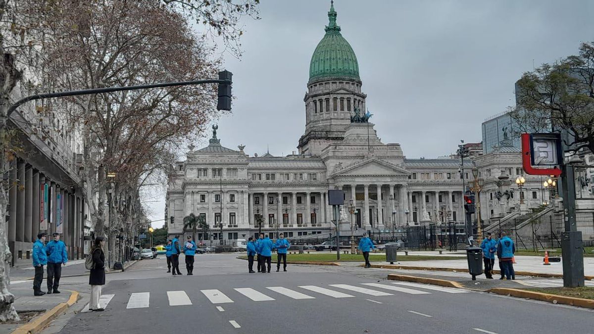 Policía de la Ciudad trabajó en el lugar donde Gendarmería hirió a Pablo Grillo para tomar medidas y fotos en vistas a la reconstrucción del hecho.
