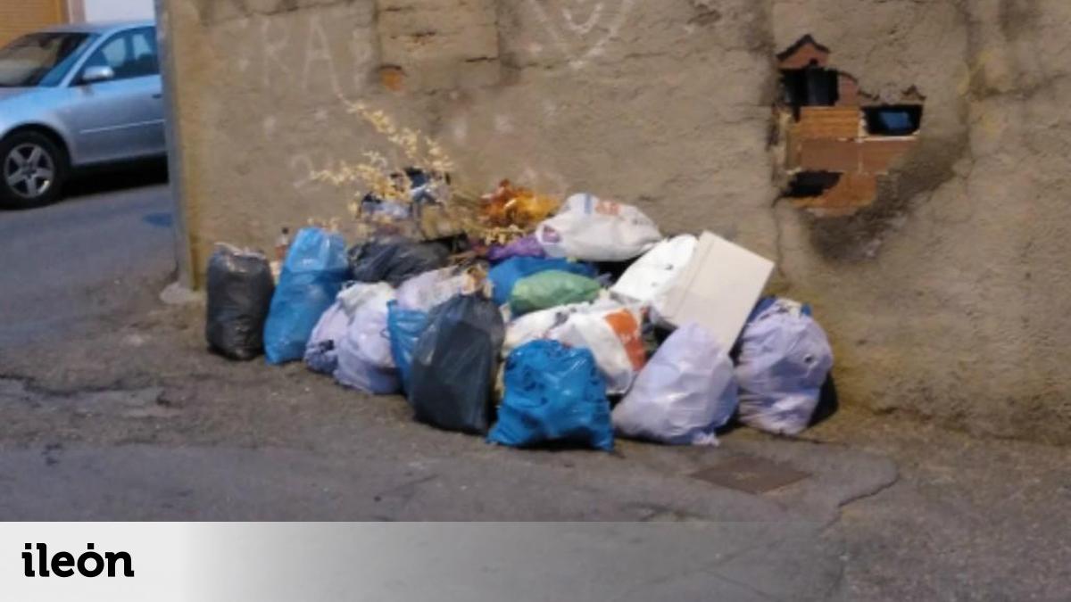 Los vecinos de las Ventas piden la reposición de los contenedores de basura