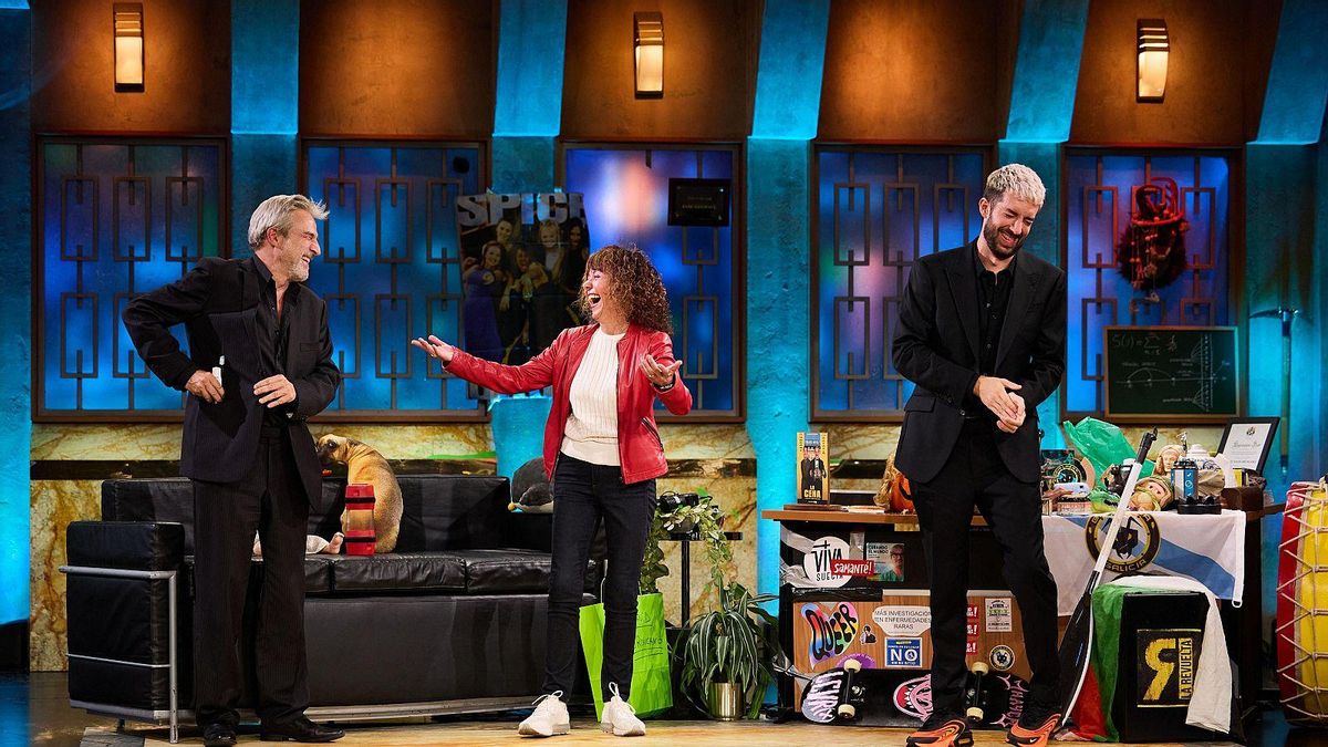 El tonteo de Alberto San Juan con Ana Rivero en 'La Revuelta'