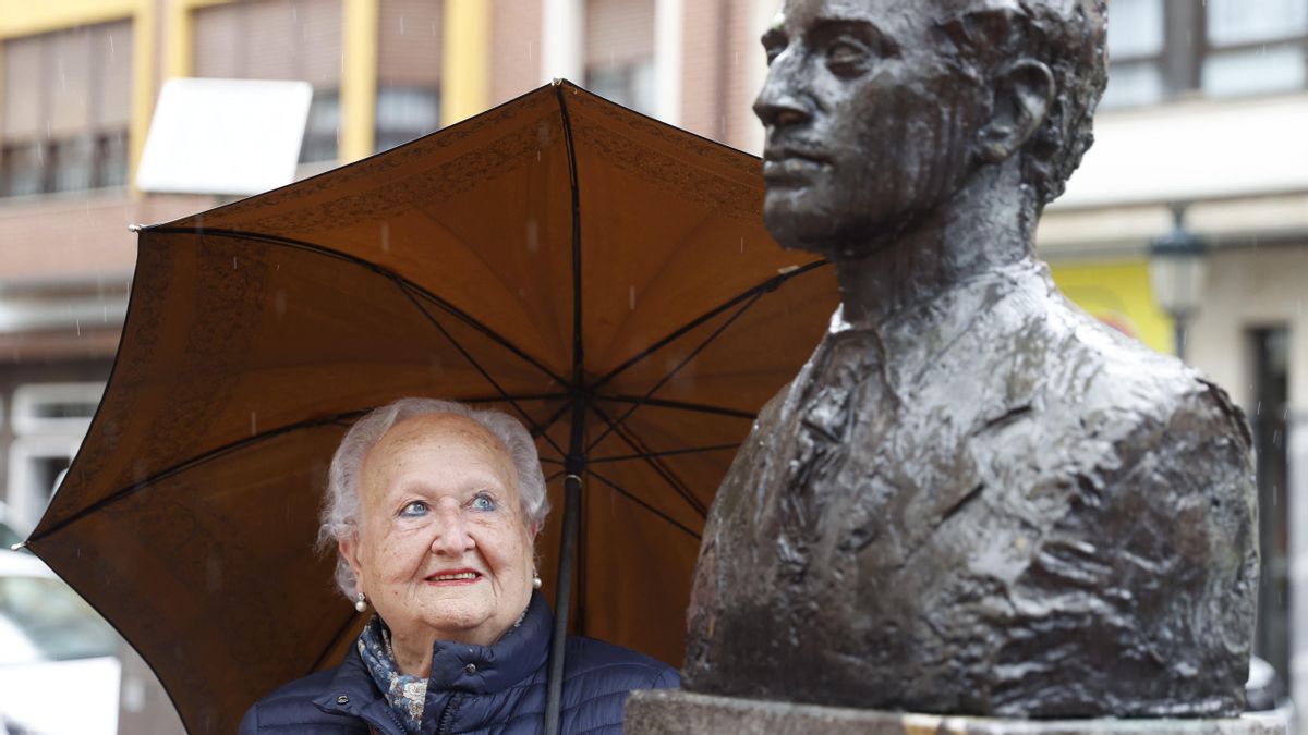 Crucita Etxabe, en Gernika, en los actos del aniversario del bombardeo de 2022