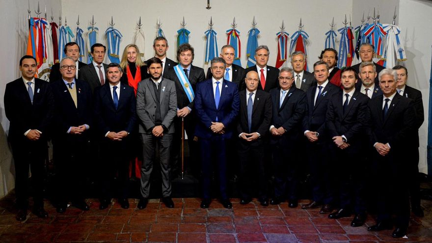 Milei cambia para contentar a los gobernadores: qué hay detrás del regreso del Ministerio del Interior