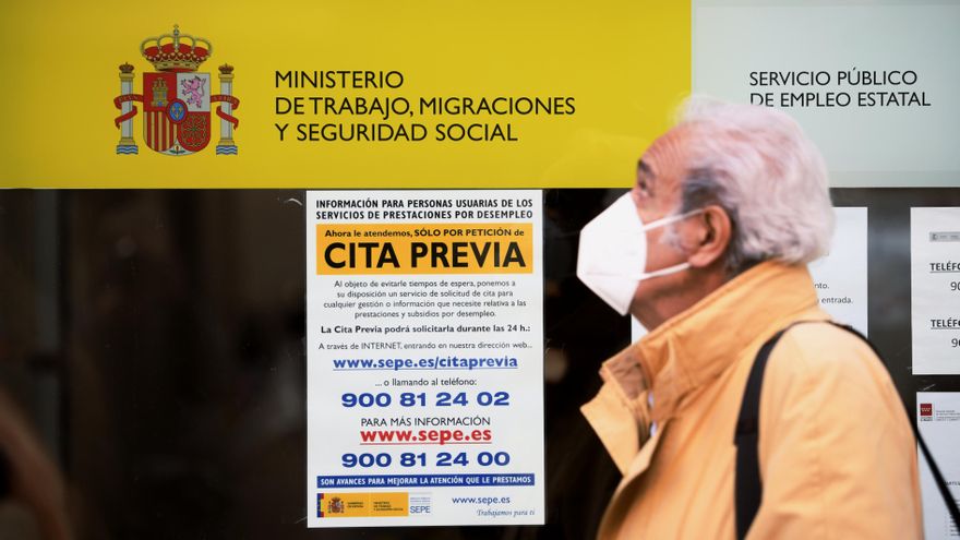Los sindicatos exigen mantener la cláusula con ventajas en la jubilación para "miles" de parados de avanzada edad