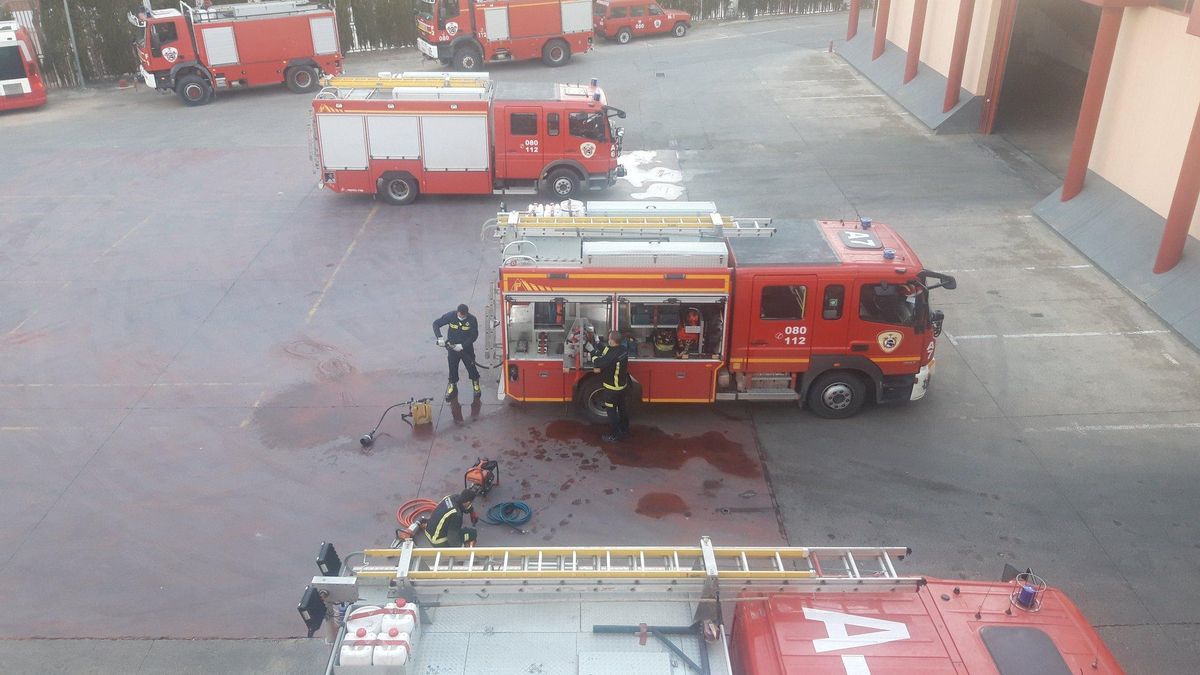 El incendio en un restaurante de Albacete deja tres personas afectadas por inhalación de humo y 20 desalojadas