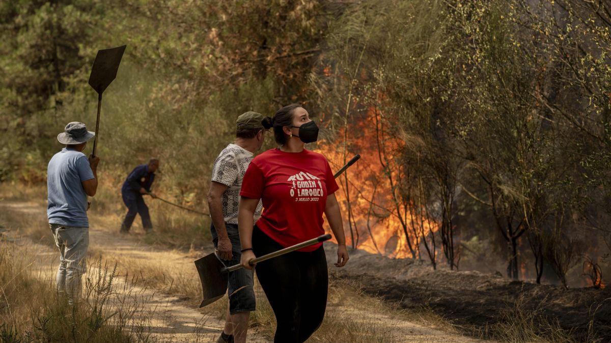 Una derrota tras otra en la batalla a mano contra el segundo fuego que amenaza Baldriz y As Mercedes en 24 horas