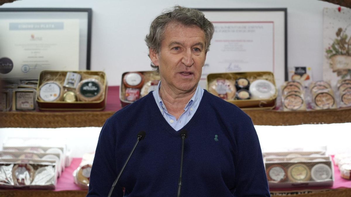 Feijóo acusa a Abascal de "caciquear" por sugerirle que cambie a Guardiola si no logra un acuerdo con Vox en Extremadura