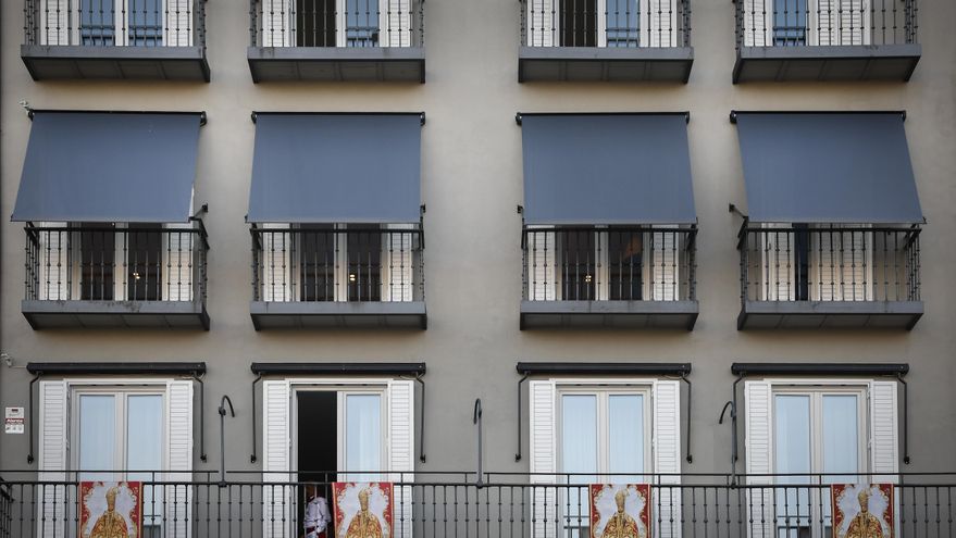 El Ministerio de Vivienda notifica a las plataformas de alquiler que retiren más de 53.000 pisos turísticos