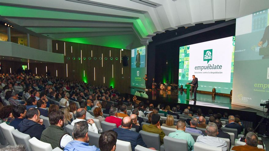'Empuéblate' sitúa a Eurocaja Rural como motor para evitar la exclusión financiera: "La cercanía no la dan las máquinas"