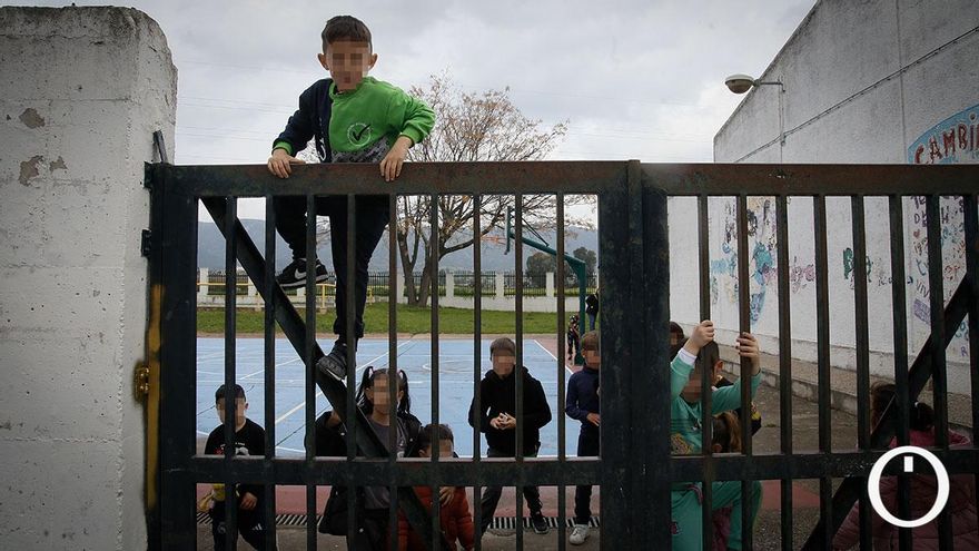 El barrio con mayor fracaso escolar de Europa se queda sin su colegio
