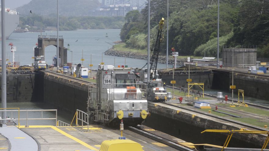 El Canal de Panamá prevé invertir 3.000 millones de dólares en 5 años en nuevos negocios