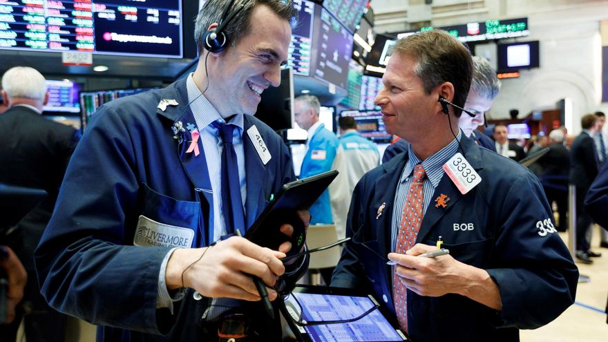 Wall Street abre en rojo y el Dow Jones cede un 0,66% por dato de desempleo peor de lo esperado