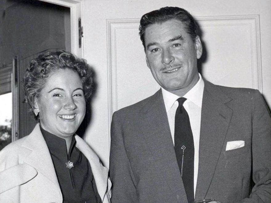 ntrevistada por su sobrino José Luis Pécker, uno de los "grandes" de la radiodifusion española