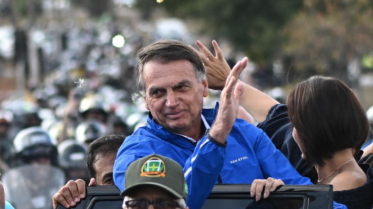 Bolsonaro encabezó una concentración de motoqueros en pleno juicio en su contra por golpista