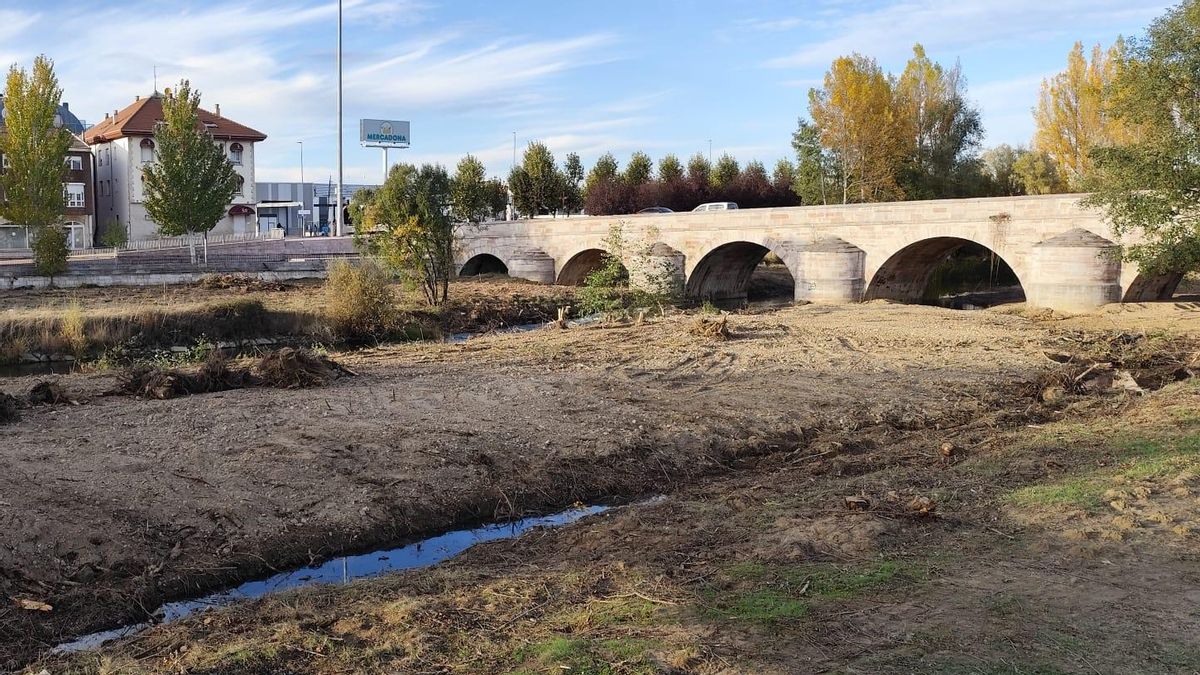 León prevé cerrar al tráfico el Puente del Castro y darle uso sólo peatonal para peregrinos y vecinos tras su restauración