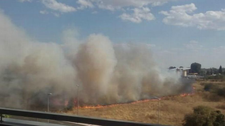 Incendio en Michaisa. / Foto: Iván Campos Cela