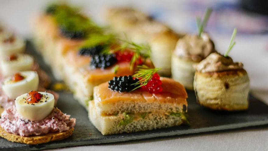 Seis canapés de Navidad saludables y fáciles de preparar que darán un toque de elegancia a tu mesa